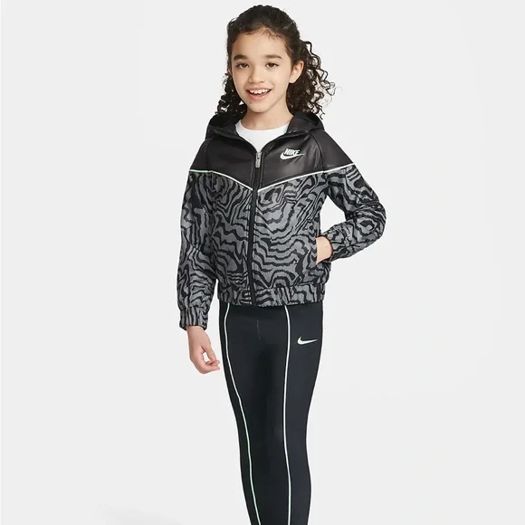 レア【美品】NIKE WINDRUNNER PRINTED HOODIE XL NIKE WINDRUNNER PRINTED HOODIE XL